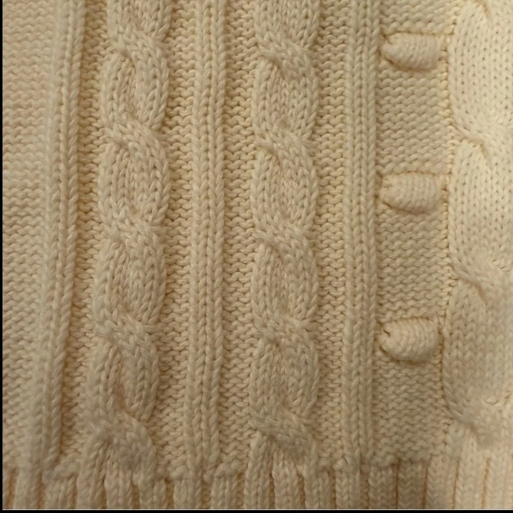 Gap Kids Girls 100% Cotton Cable Sweater in Ivory Frost size S (6-7)